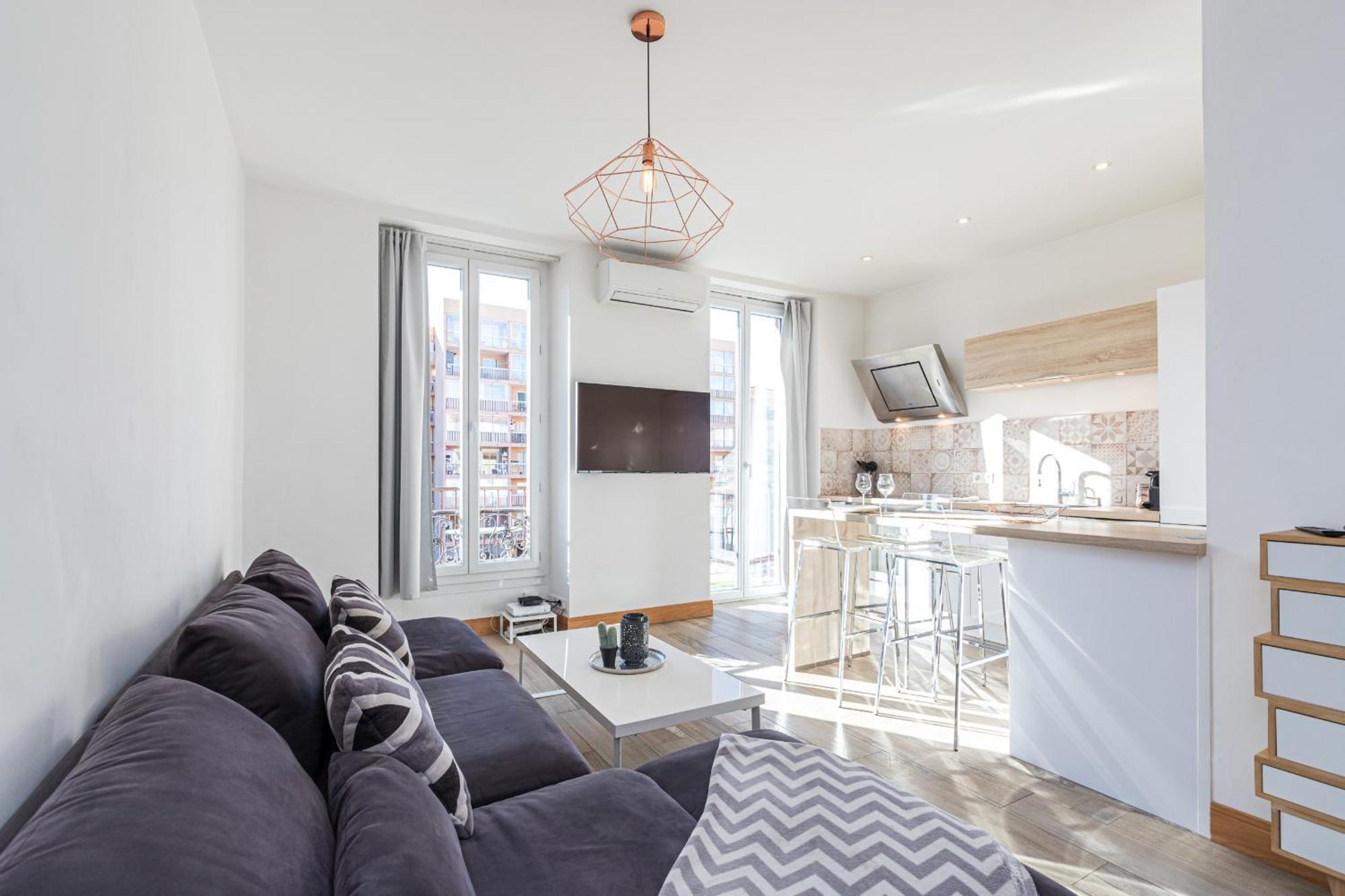 253 Mont Boron - 2p - Balcon Plein Sud - Climatisation Appartement *